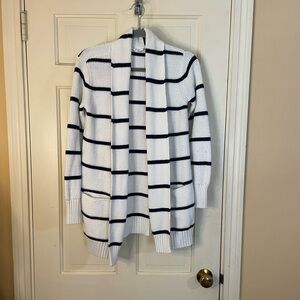 Athleta Highlands Wrap Cardigan Sweater Women’s Size Medium White Black Striped